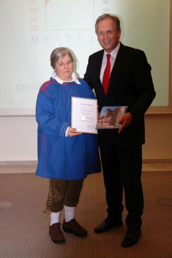 presenting the Monument Award  of Mittelfranken 2010