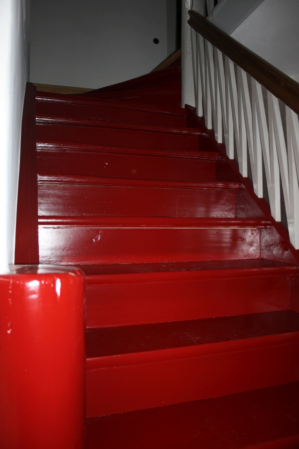 Die Treppe in ihrer originalen Farbigkeit!